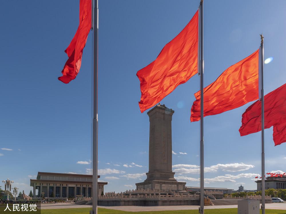 《兄弟连》续集，2.5亿美元拍空战！史上最贵战争剧还是翻车了